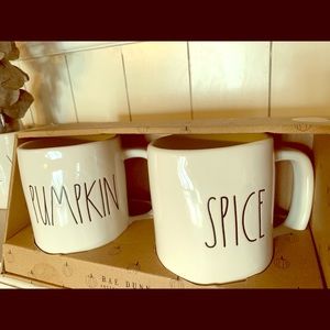 Rae Dunn pumpkin spice mug set
